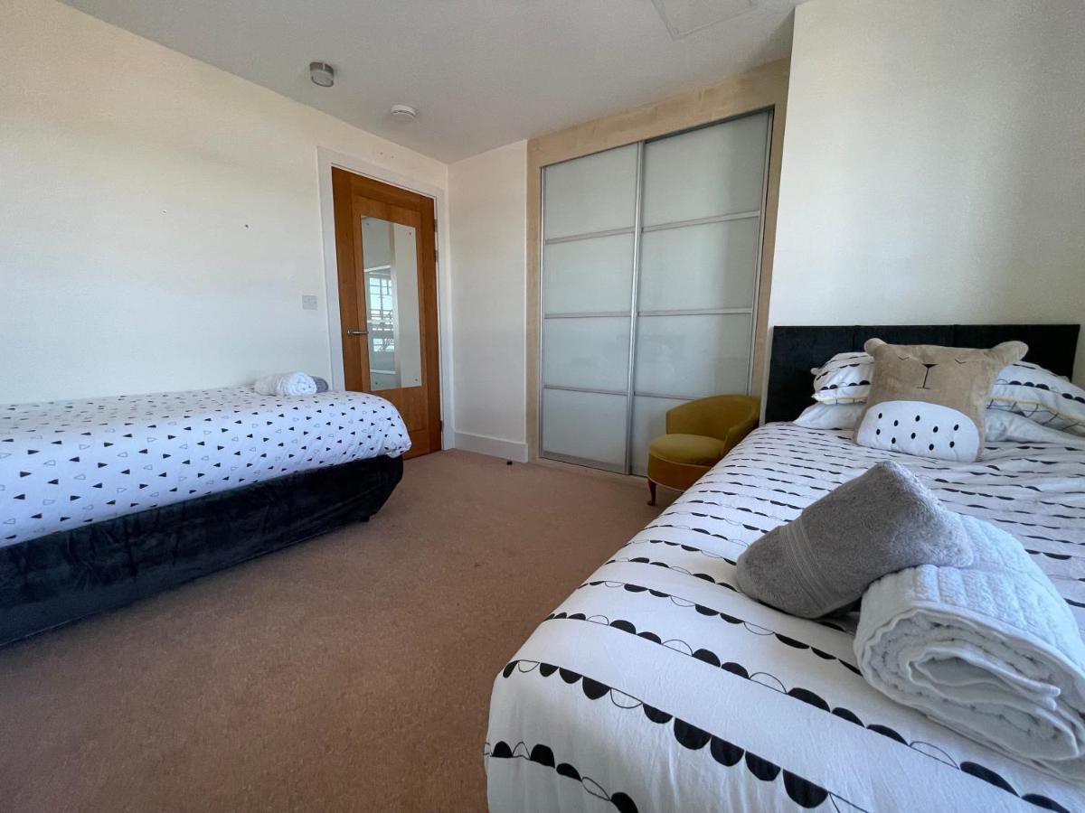 Quay & Sea View Spacious Modern Secure Parking Poole