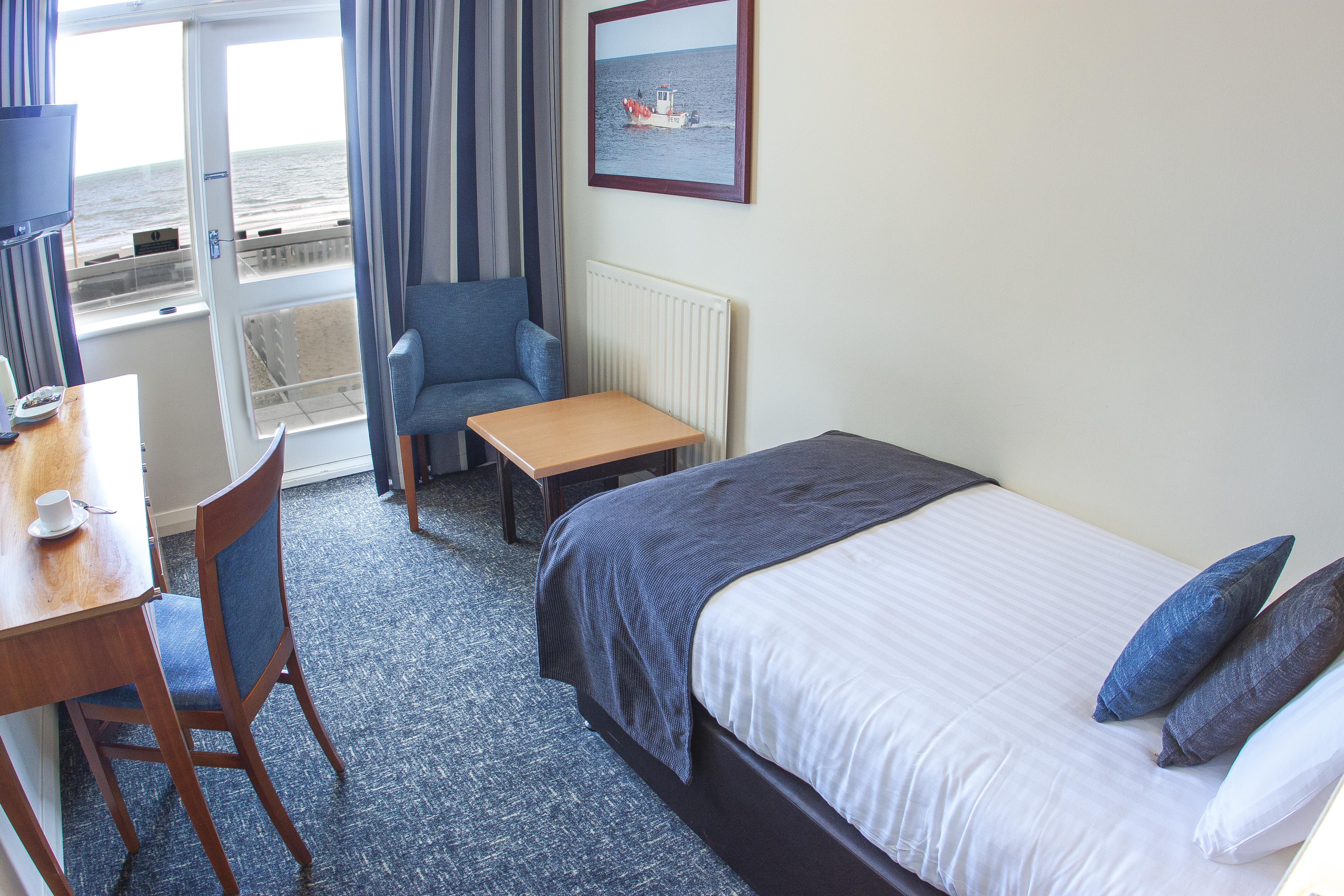 Sandbanks 4* Poole