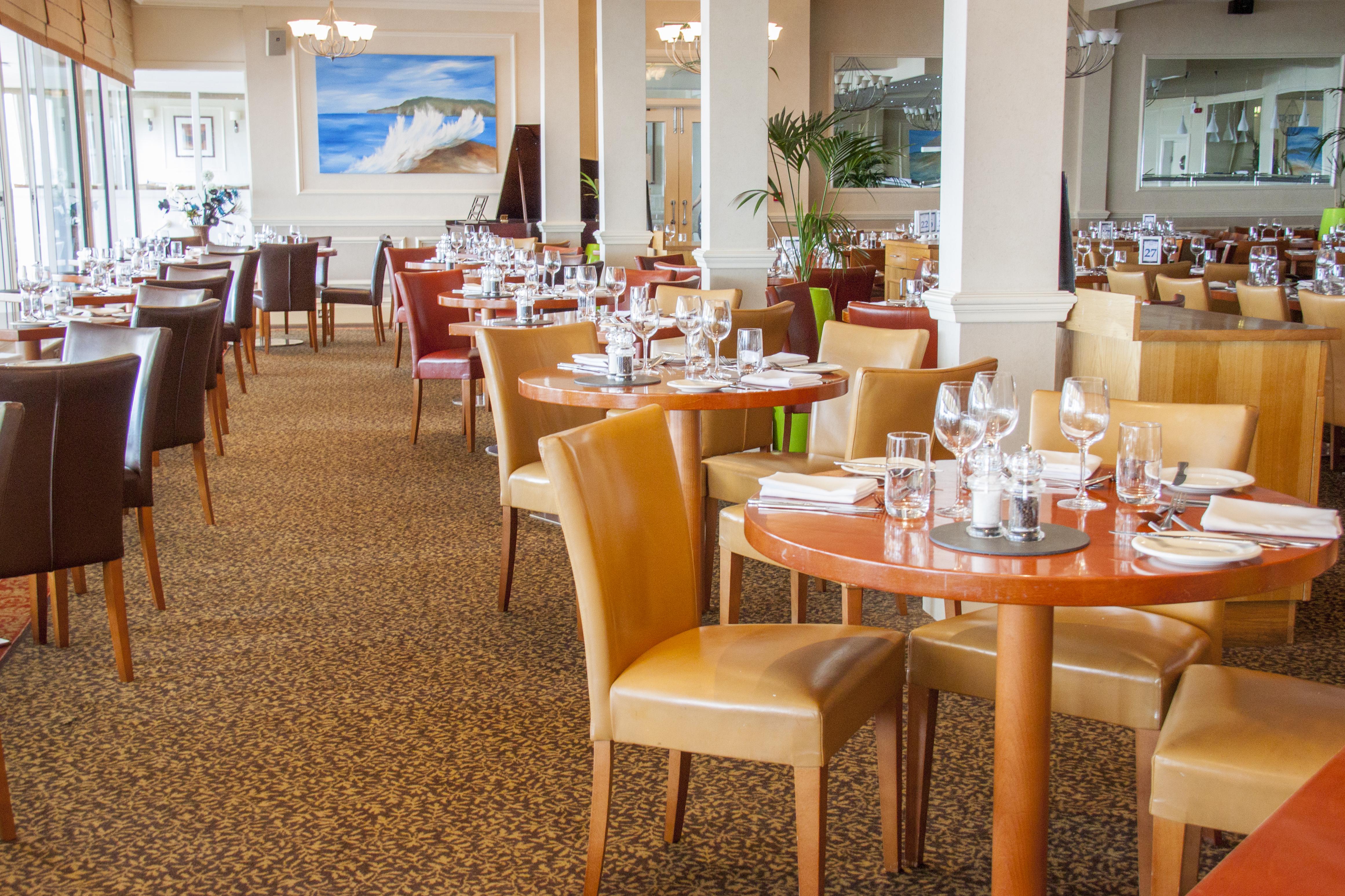 Sandbanks Hotel 4*