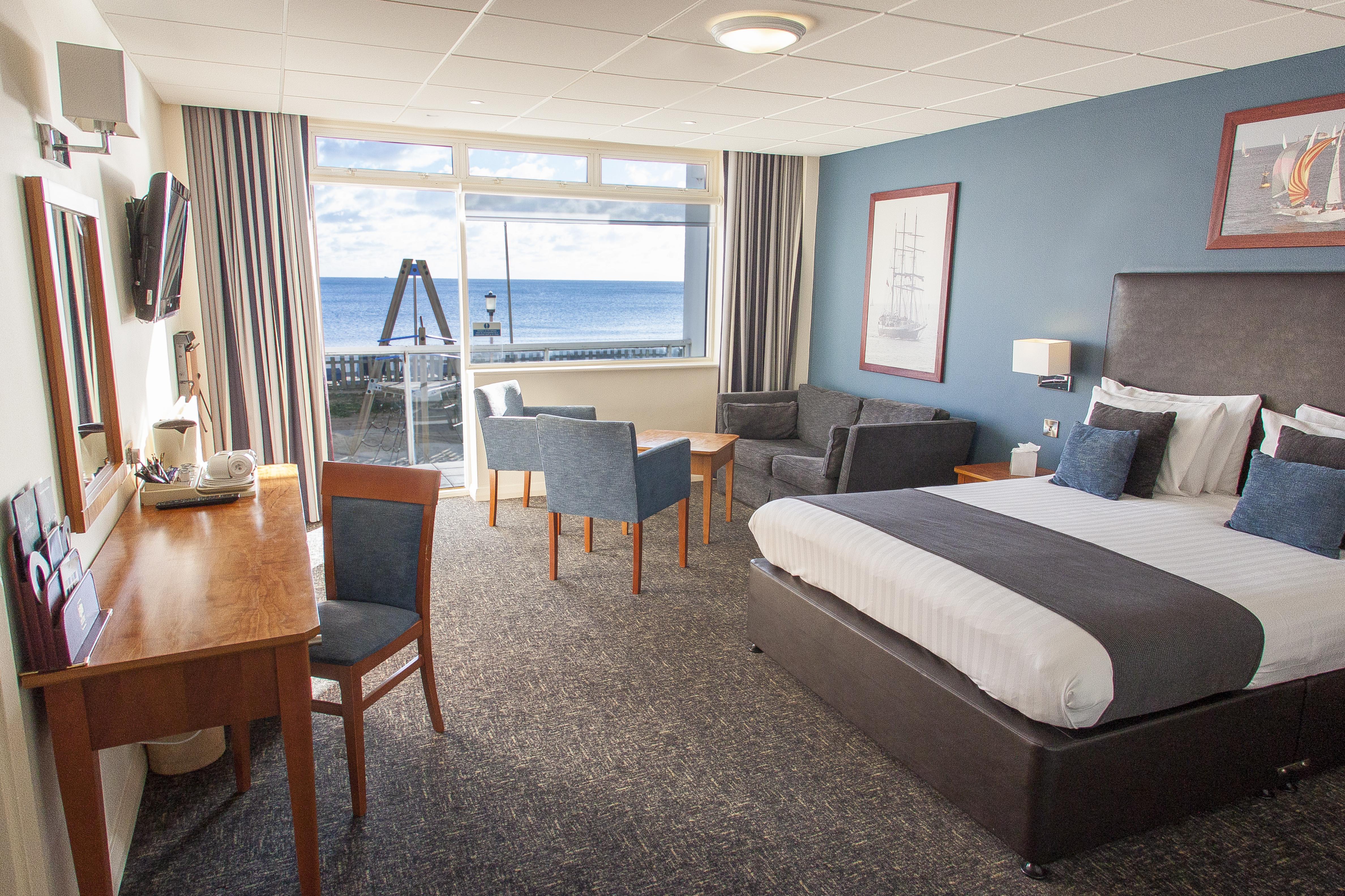 Sandbanks 4*