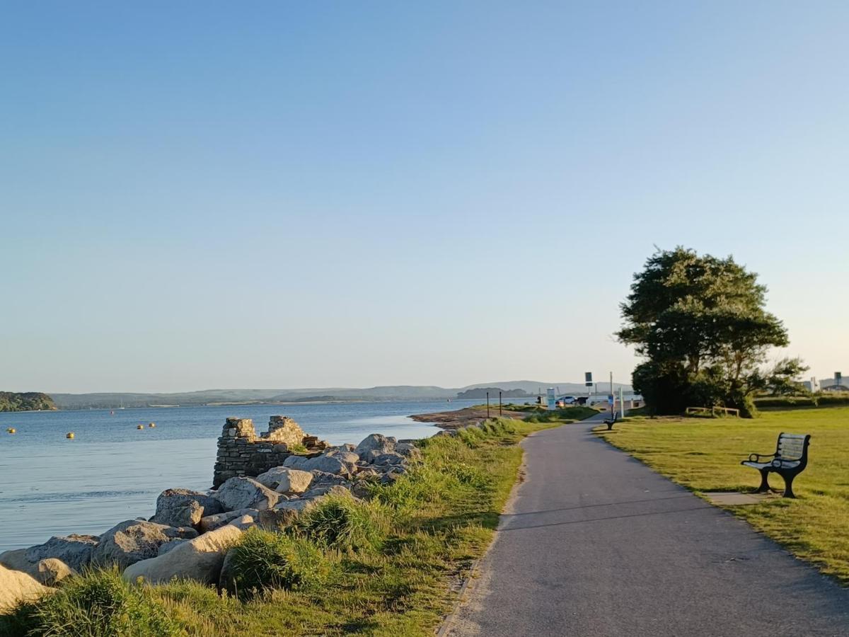 Aqua Vista * Poole