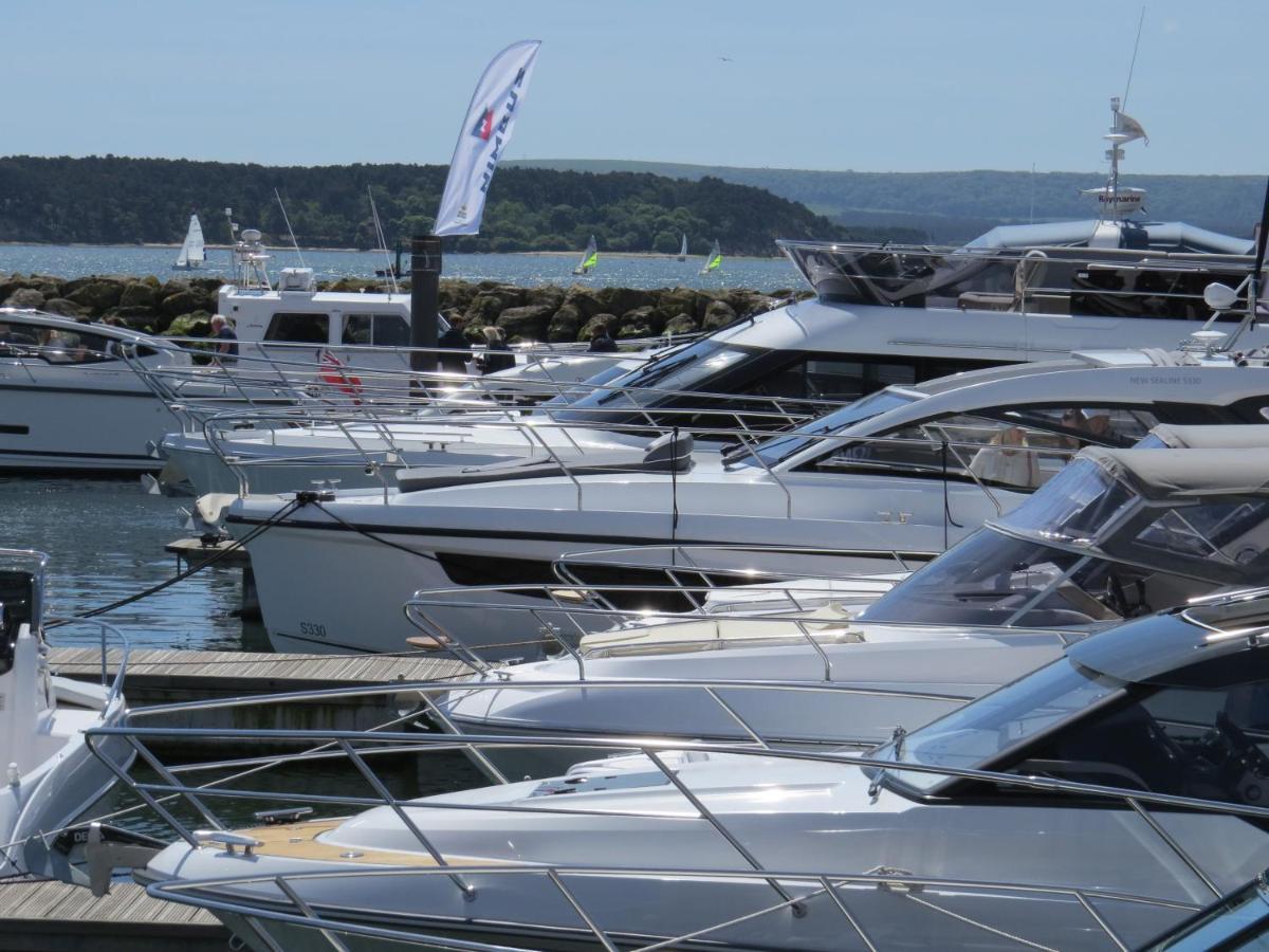 Harbourside Retreat *