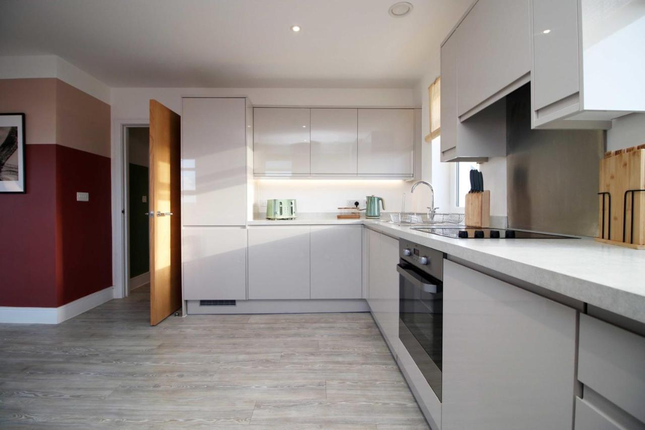 Apartment Stylish Modern Retreat Overlooking Quay Poole