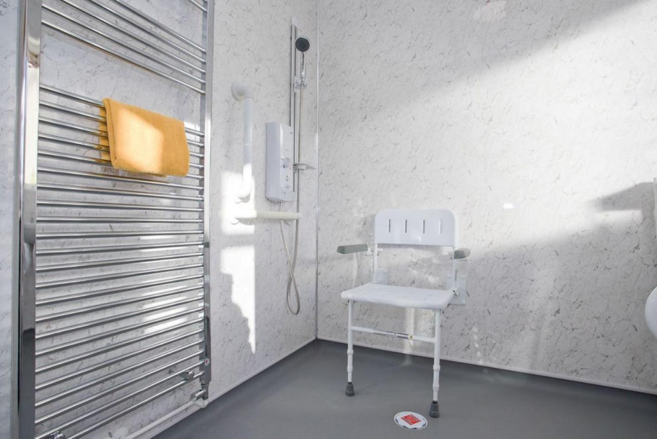 Hilda's Retreat Accessible Wheel Chair Friendly With Hoist
