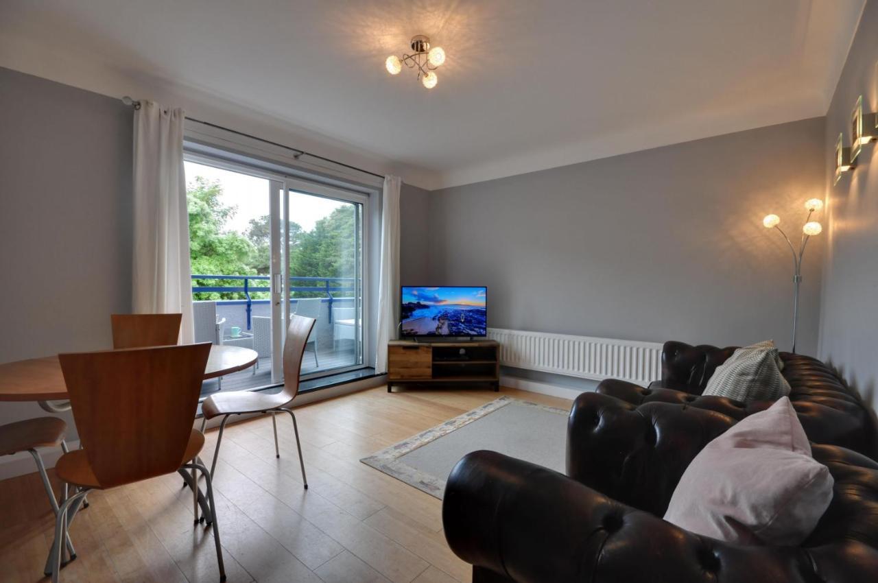 Holiday home Mauve Poole
