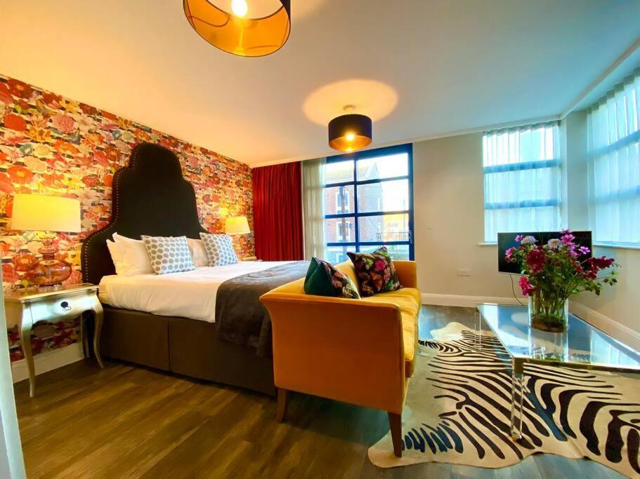 Apartment Quayside Studio: Luxe Near Quay