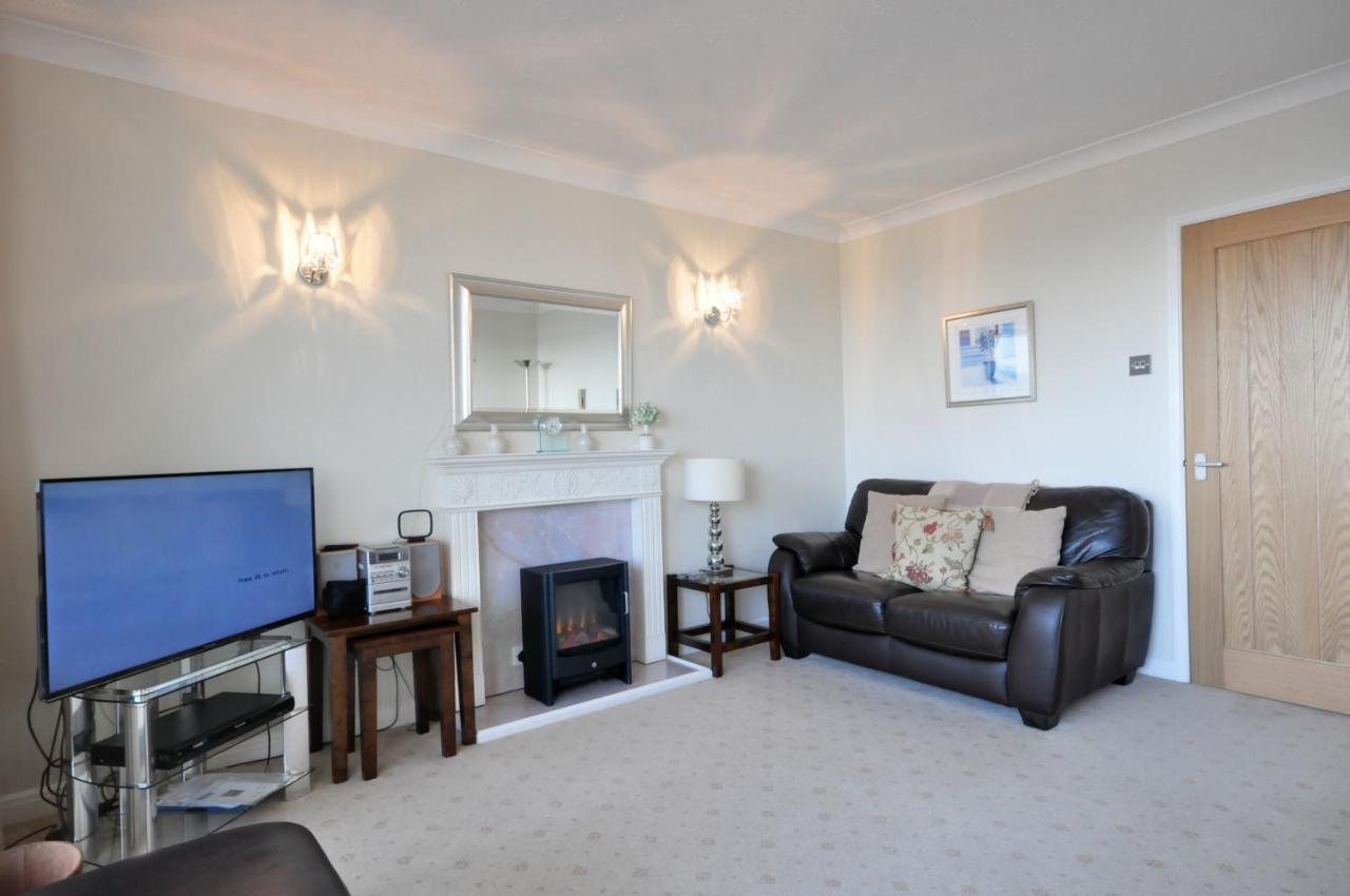 Holiday home Ballard Close