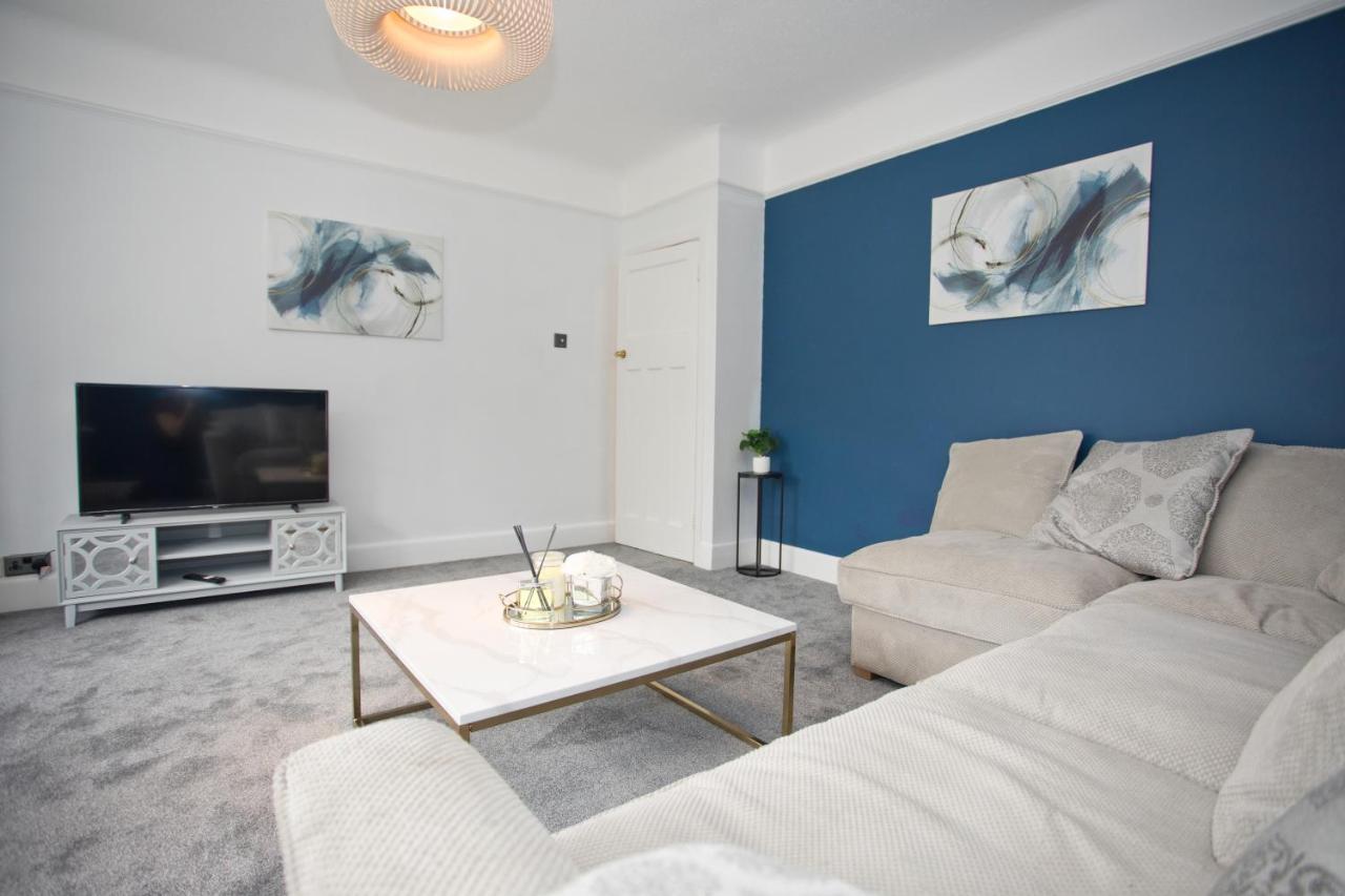 In Sandbanks Apartment Poole