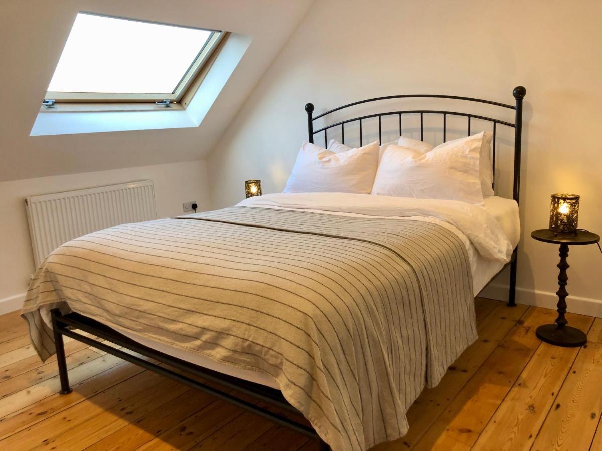 House With Parking, Short Stroll To Quay, Shops And Restaurants * Poole