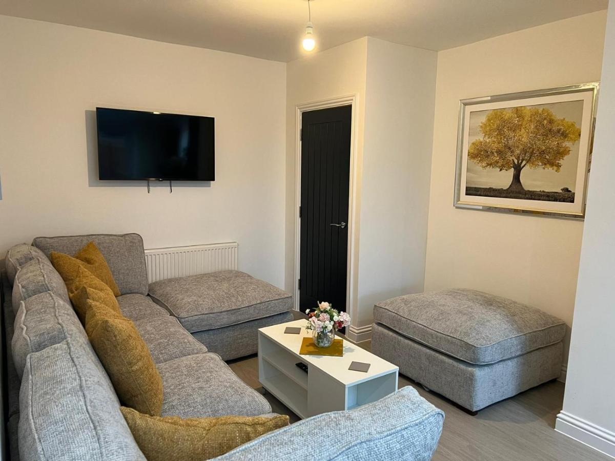 Holiday home Hugo House *