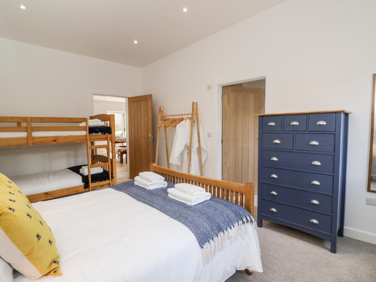 Holiday home The Barn Poole