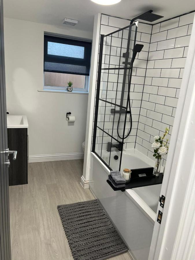 Hugo House * Poole