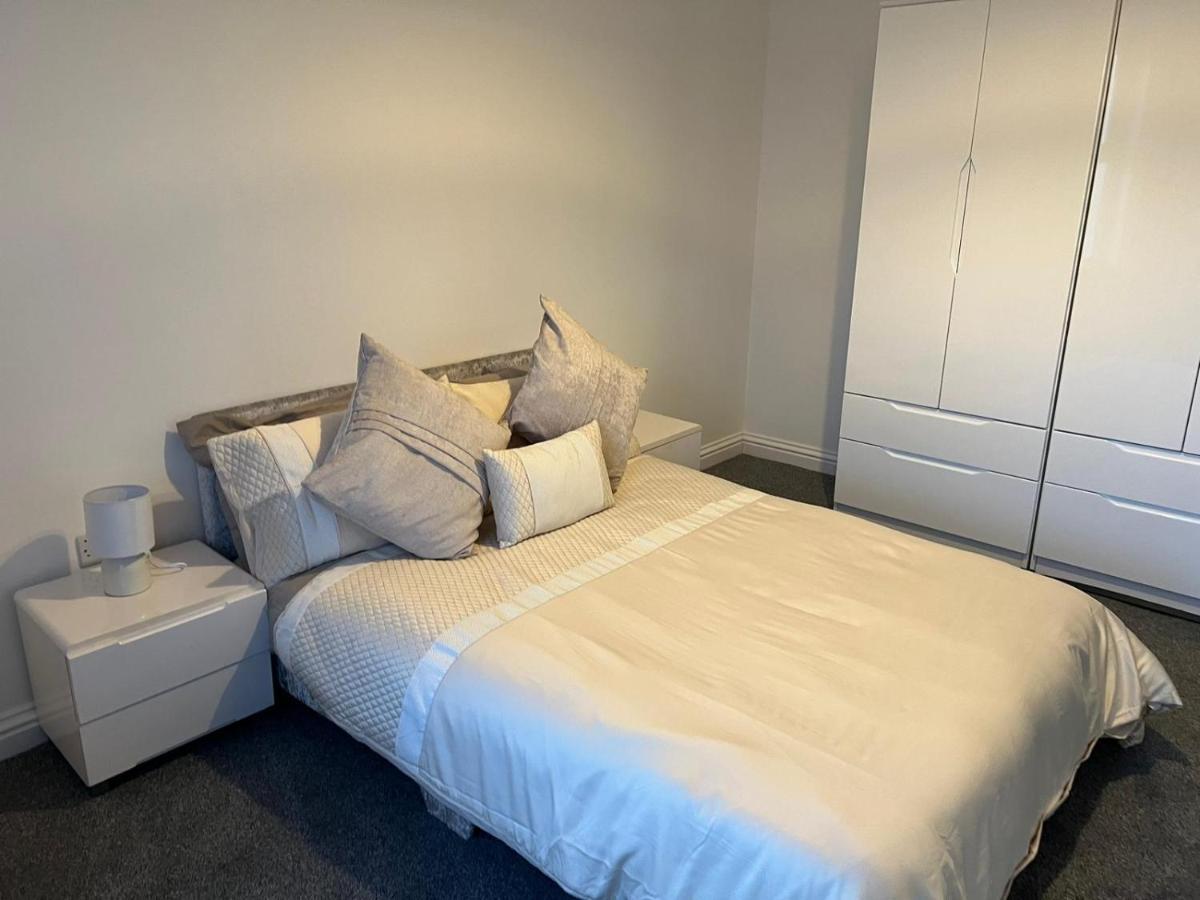 Hugo House Poole