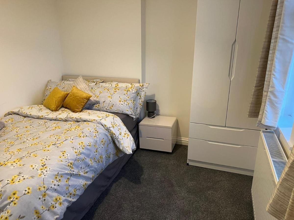 Hugo House * Poole