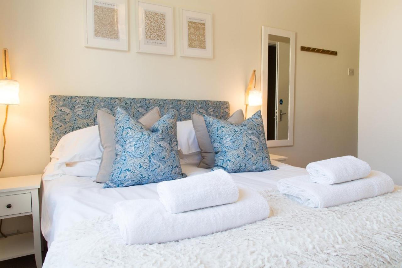 Hotel Harry's House *