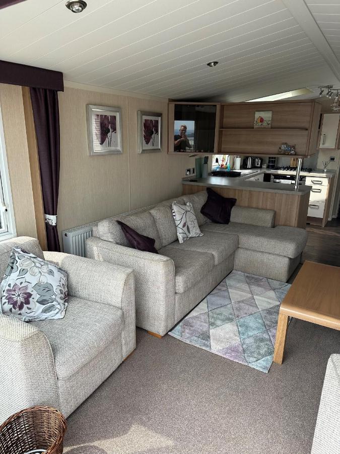 Sea Breeze Holiday park *