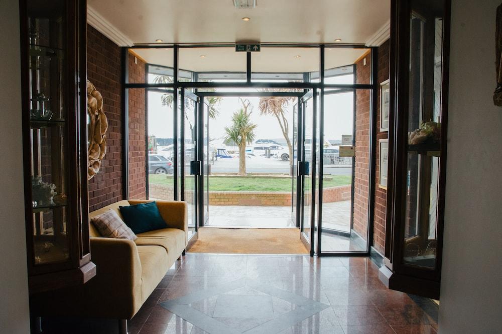 Quay Hotel