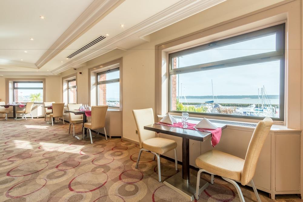 Quay Hotel