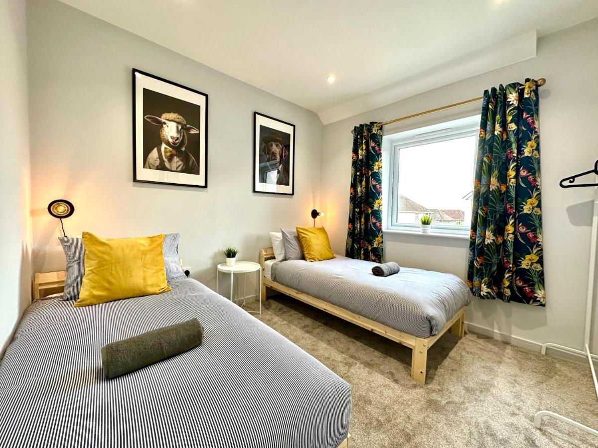 Haven: Modern 6-sleeper With Free Parking And Fast Wifi *