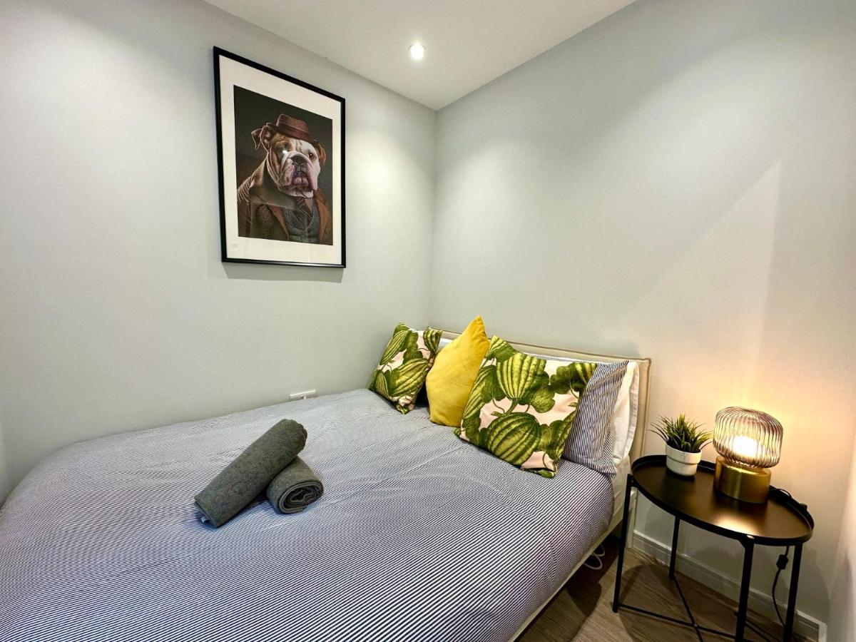 Holiday home Coastal Haven: 3-bedroom Retreat With Free Parking And Wi-fi