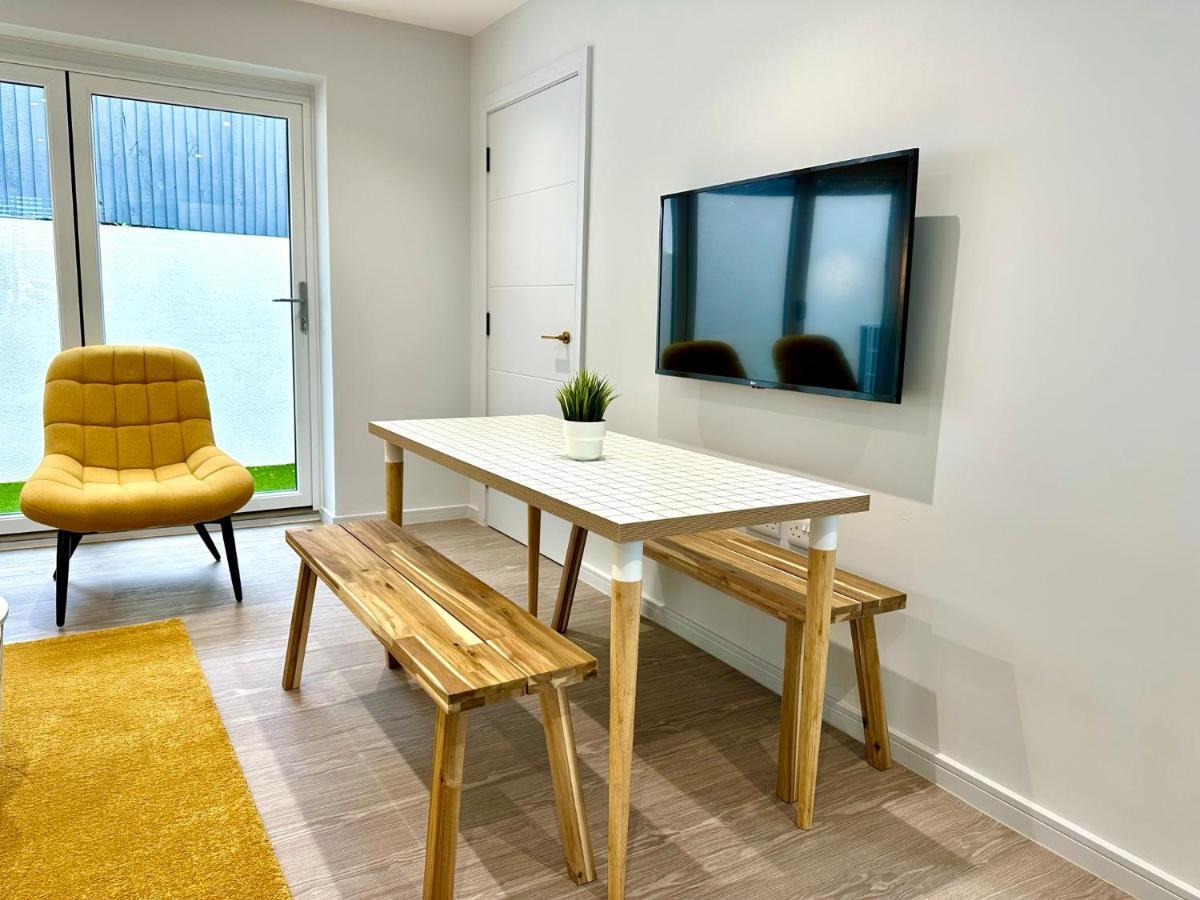 Holiday home Haven: Modern 6-sleeper With Free Parking And Fast Wifi Poole