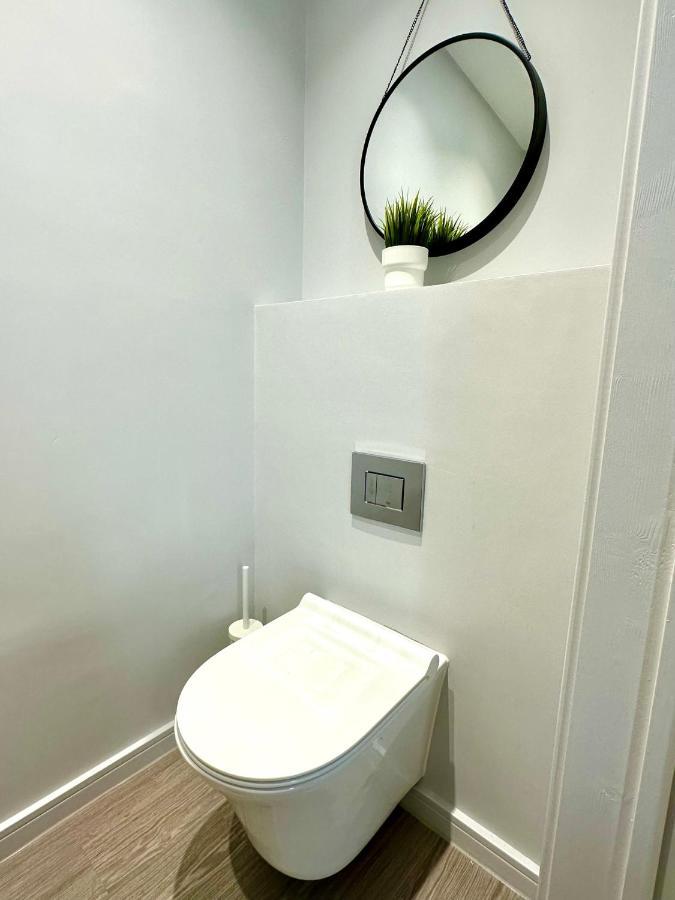 Haven: Modern 6-sleeper With Free Parking And Fast Wifi *