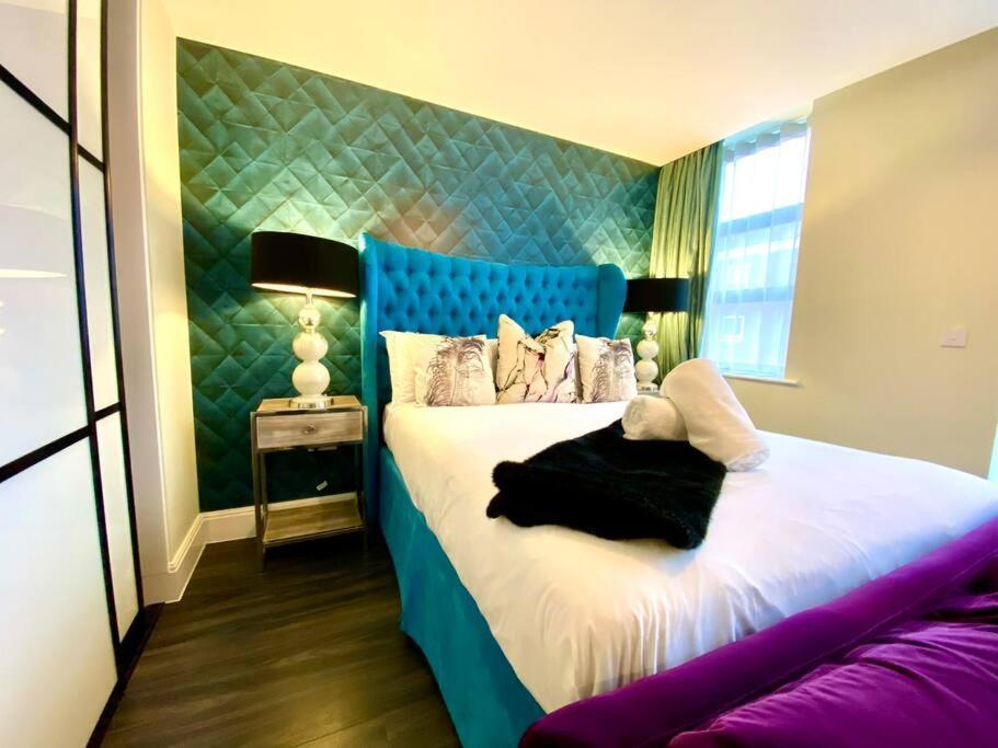 Stunning - Free Parking & Wifi! *
