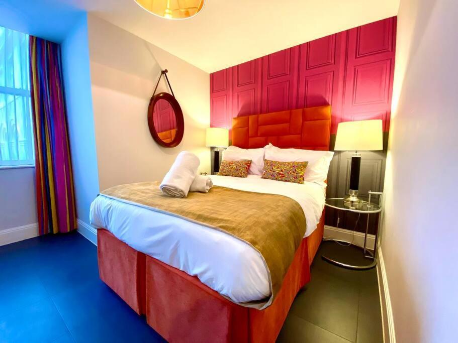 Apartment Incredible - Amazing Location - Free Parking & Wifi! Poole
