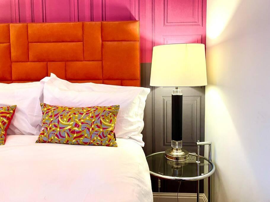 Incredible - Amazing Location - Free Parking & Wifi! Poole
