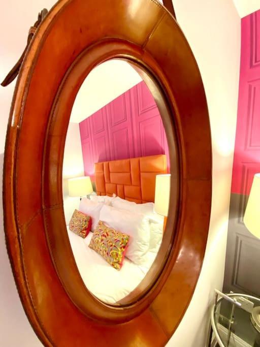 Incredible - Amazing Location - Free Parking & Wifi! Apartment *