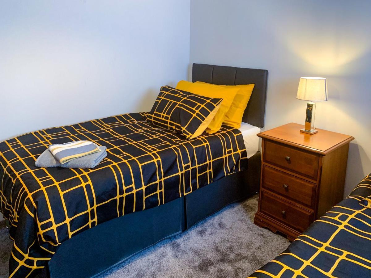 Apartment The Gables Poole, 3 Bedroom Penthouse *