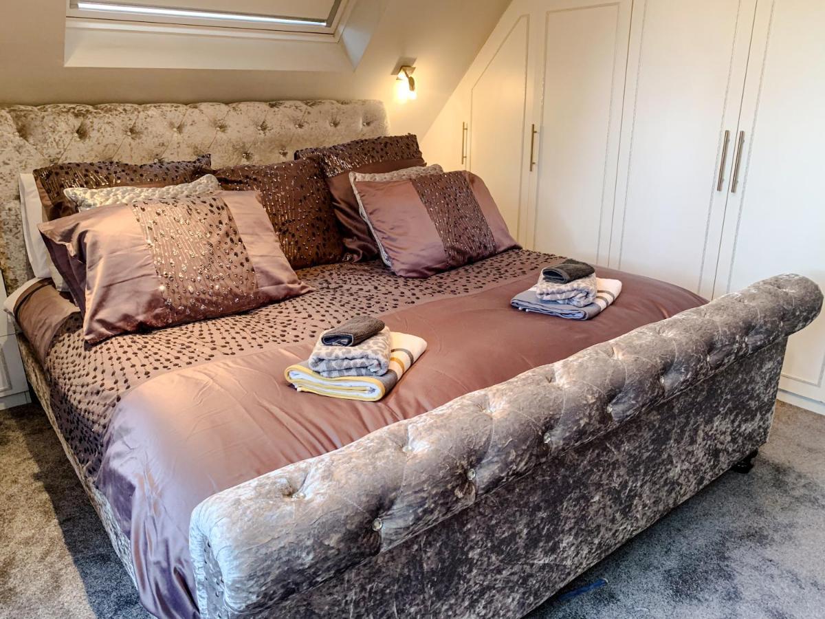 Apartment The Gables Poole, 3 Bedroom Penthouse Poole