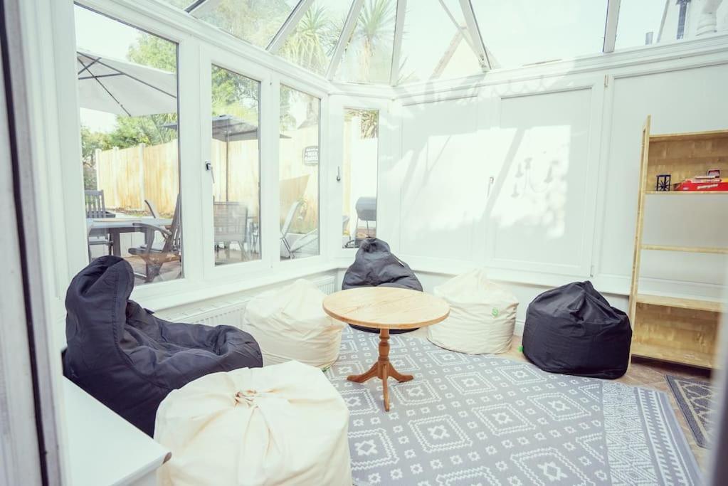 Holiday home Modern By Sandy Beach, In Vibrant Village;