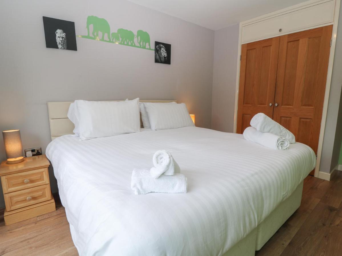 Flat 5 Fairwinds Poole
