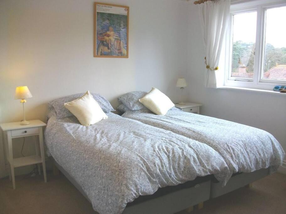 Bournecoast: Manor House For Large Groups - Hb4638