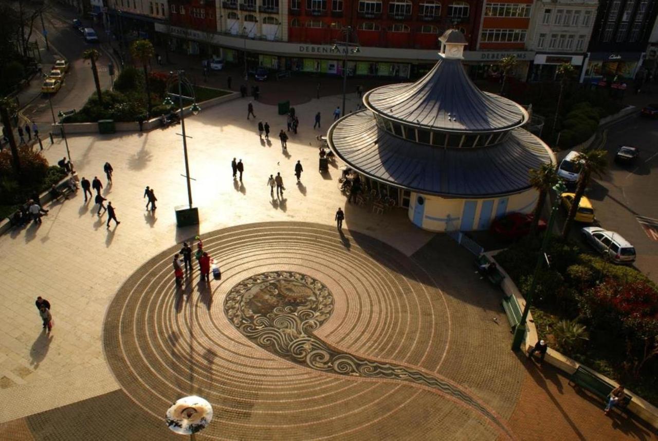 Bournecoast: Manor House For Large Groups - Hb4638