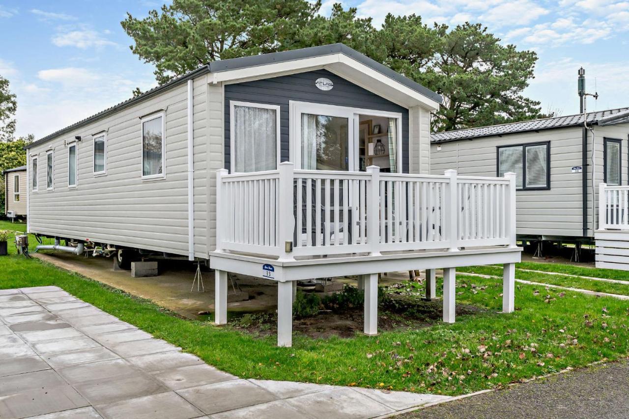 Sea La Vie Lodge, Rockley Park Park, Poole, Dorset * Poole
