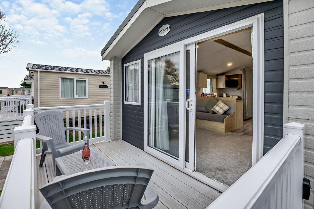 Sea La Vie Lodge, Rockley Park Park, Poole, Dorset