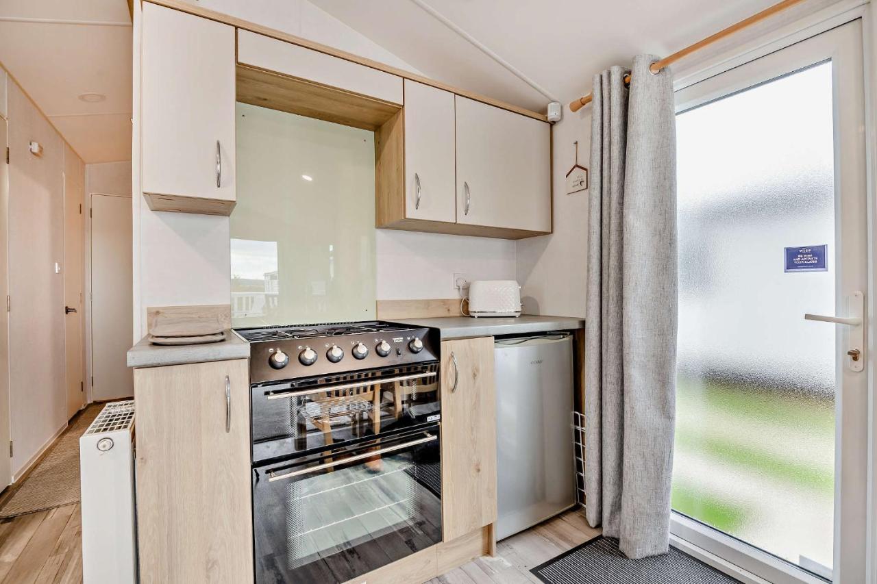 Sea La Vie Lodge, Rockley Park Park, Poole, Dorset Holiday home Poole