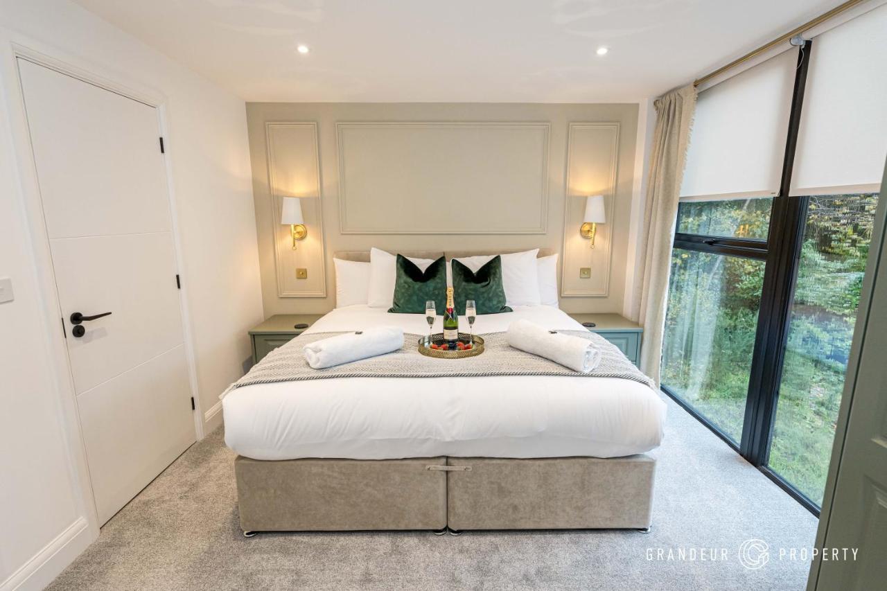 Apartment Aurora's Abode By Grandeur Poole
