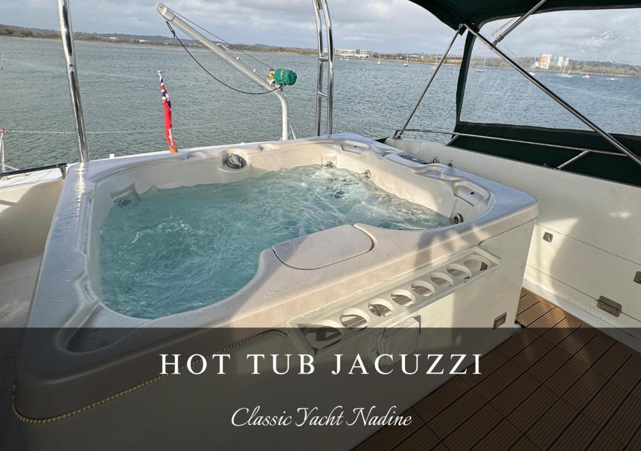 Classic Yacht Nadine In Harbour, Dorset, With A Hot Tub Jacuzzi Poole