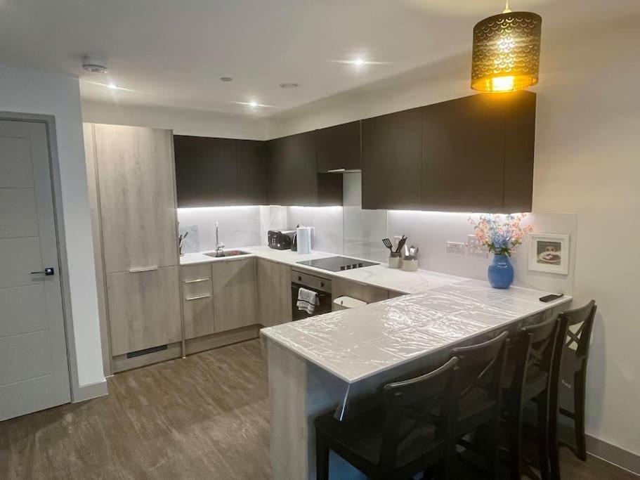 Quay Getaway Apartment Poole