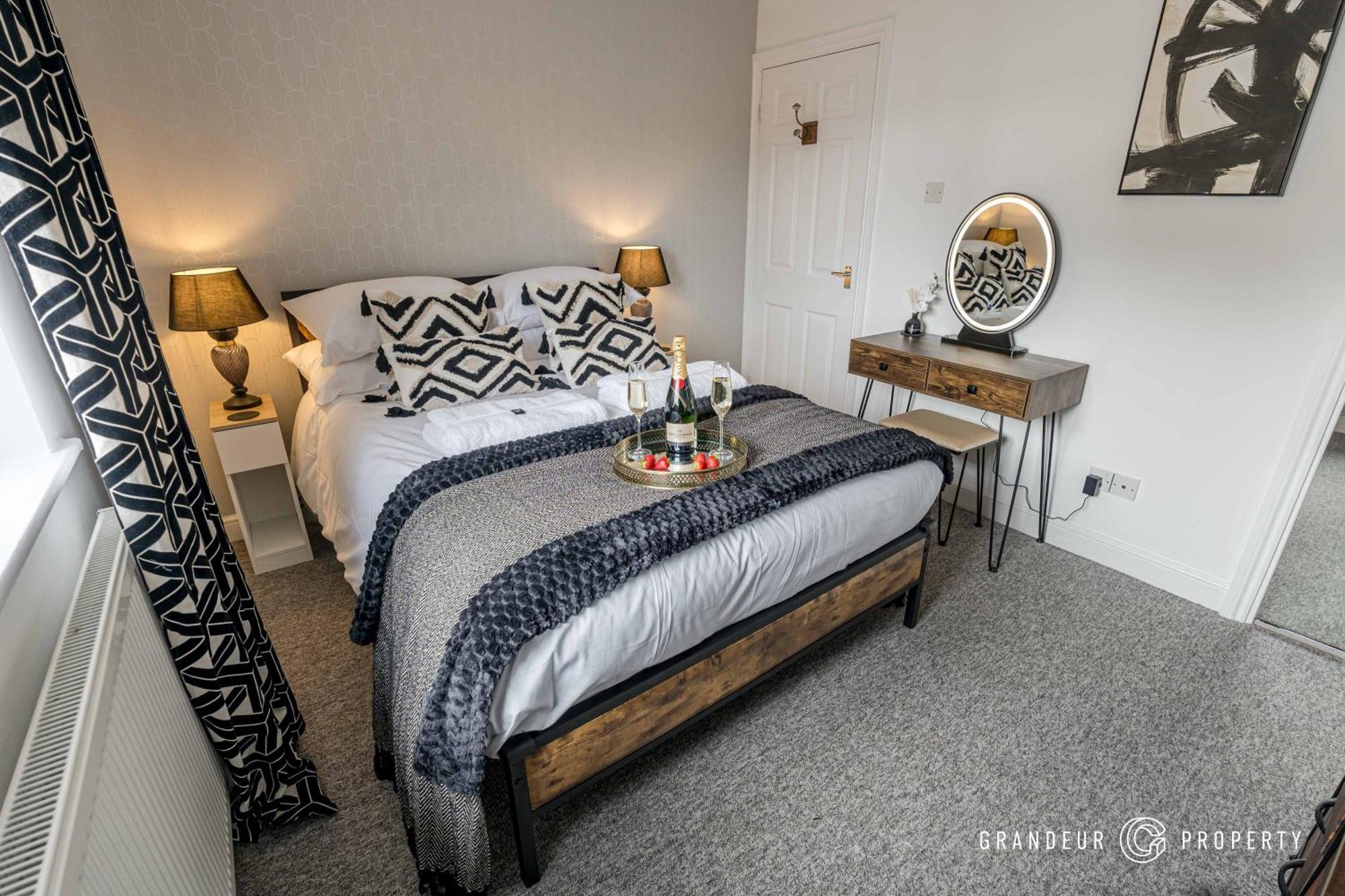 Apartment The Catalina Breeze By Grandeur