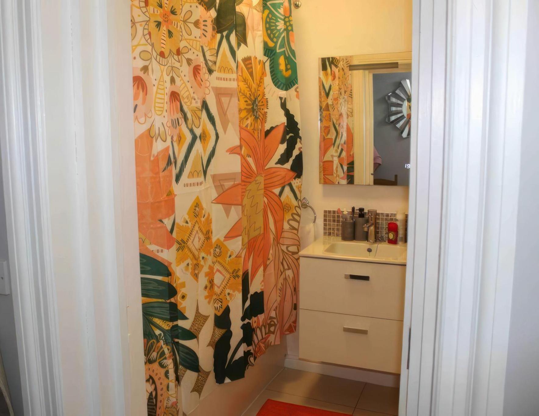 Apartment Lovely 2 Bed 2 Bath Flat With Free Parking *