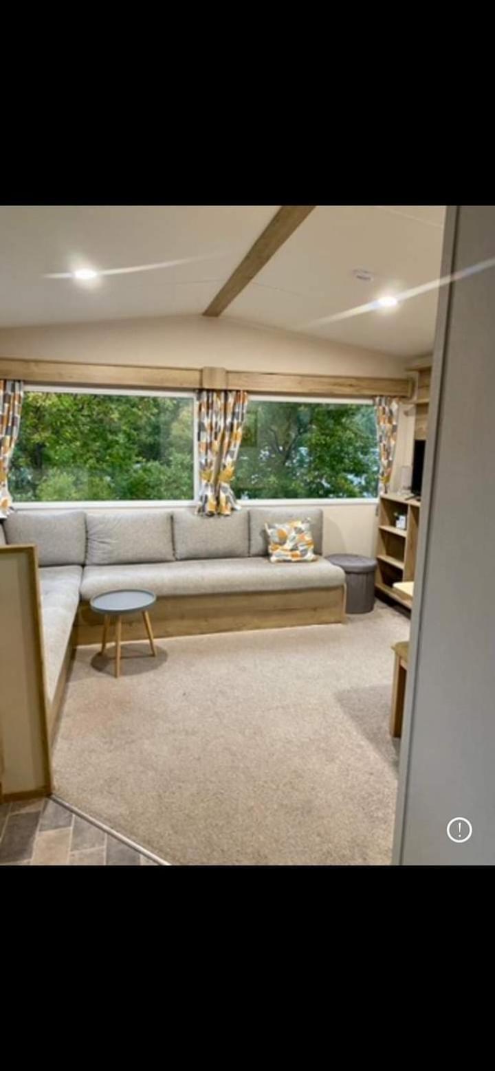 Laguna- Rockley Park * Poole