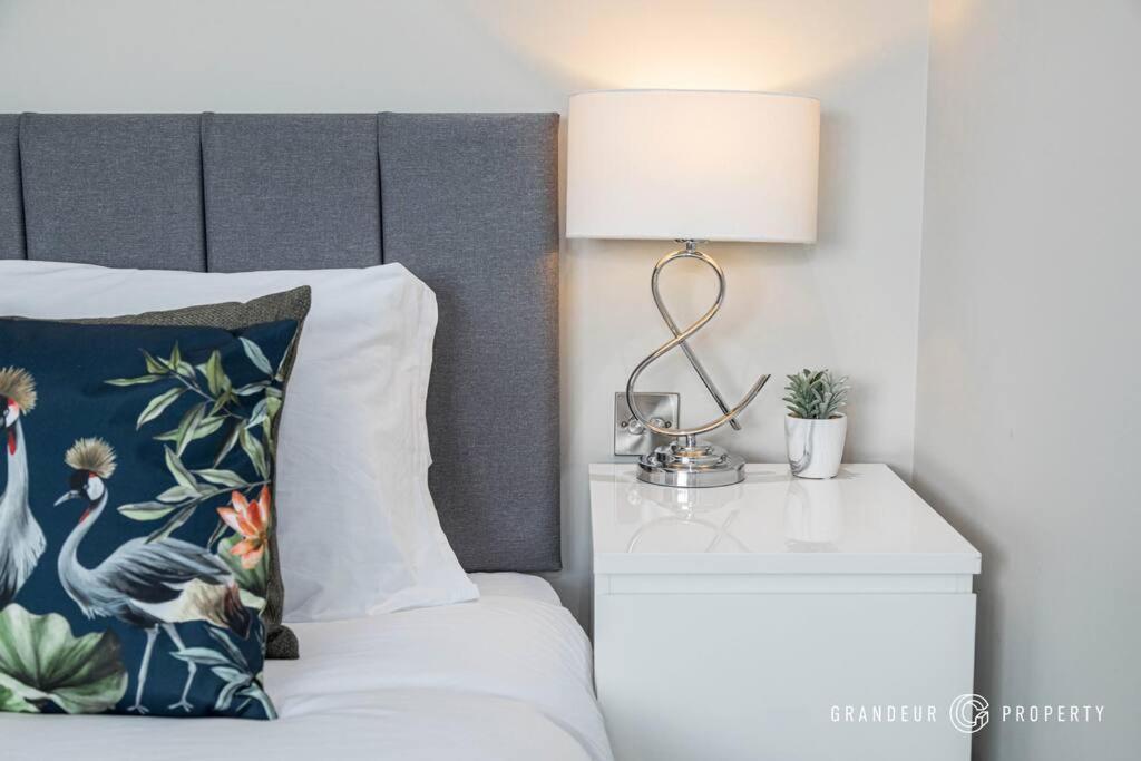 Sarnia Retreat By Grandeur Poole