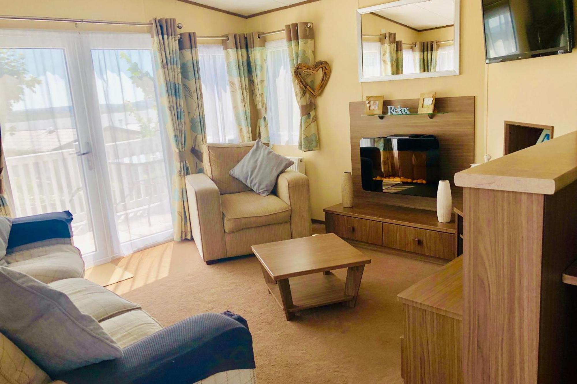 Family Seaside Retreat Private At 5-star Rockley Holiday home Poole