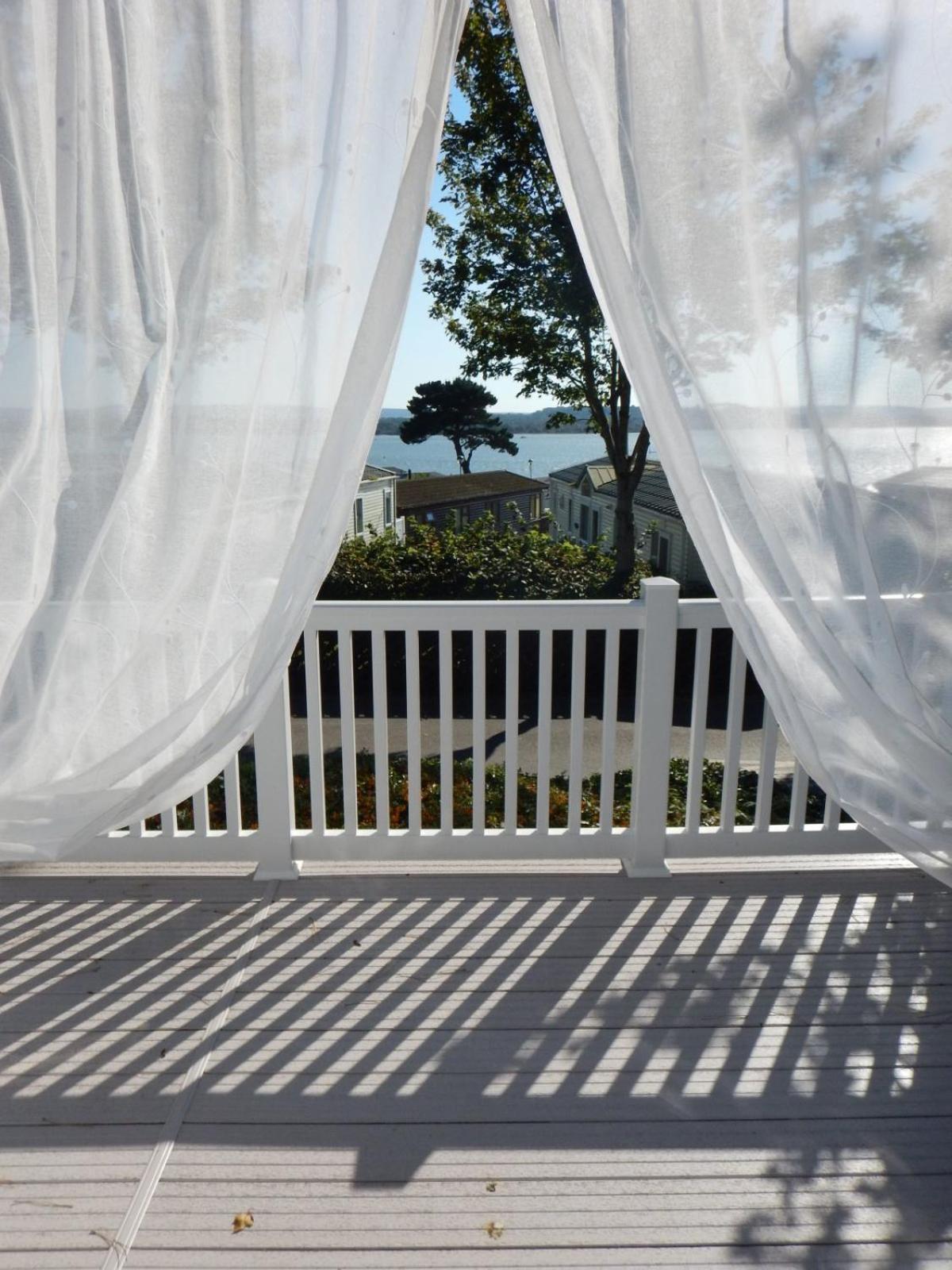 Family Seaside Retreat Private At 5-star Rockley Holiday home