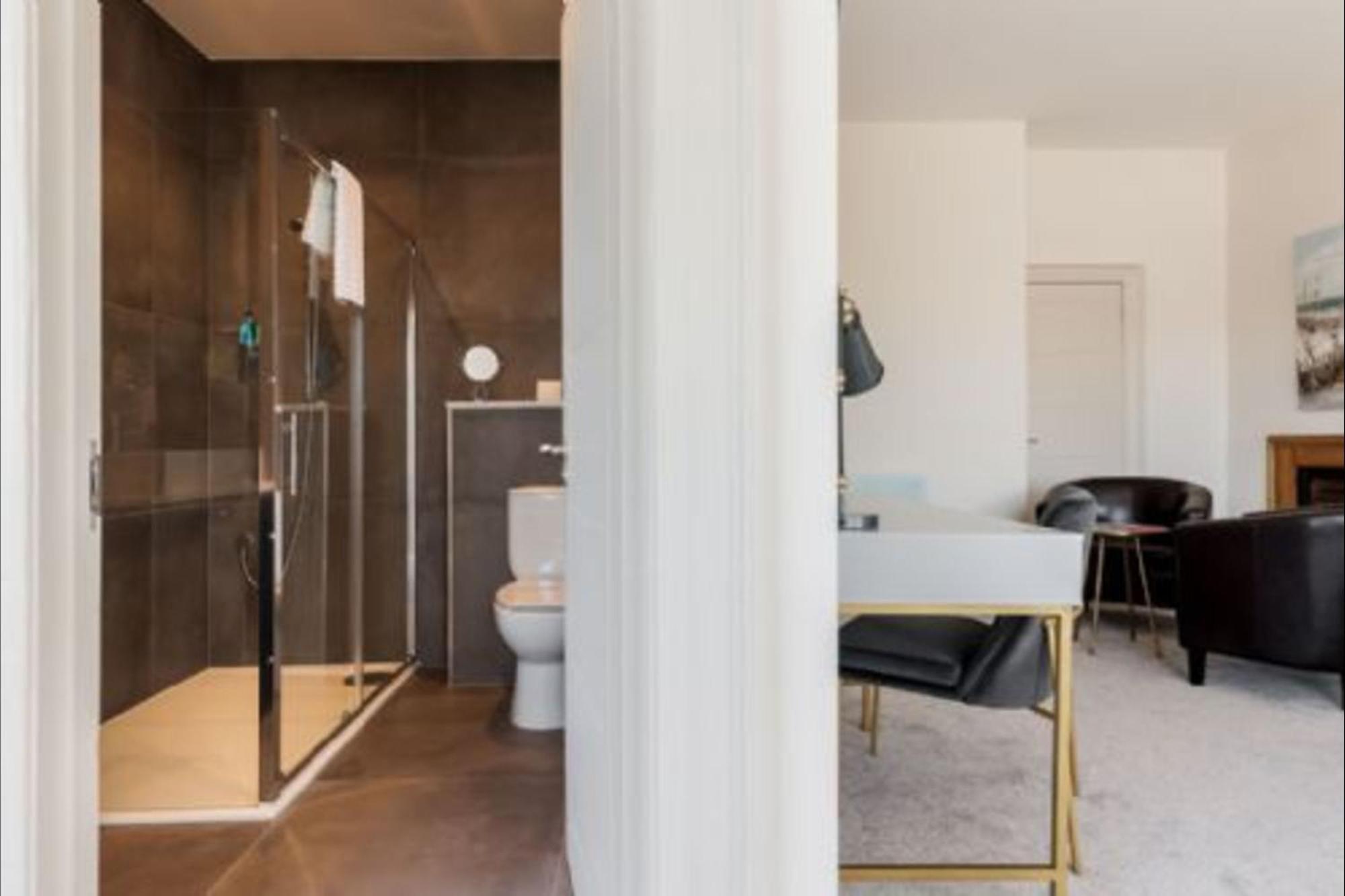 Custom House - Brownsea Chamber Holiday home *