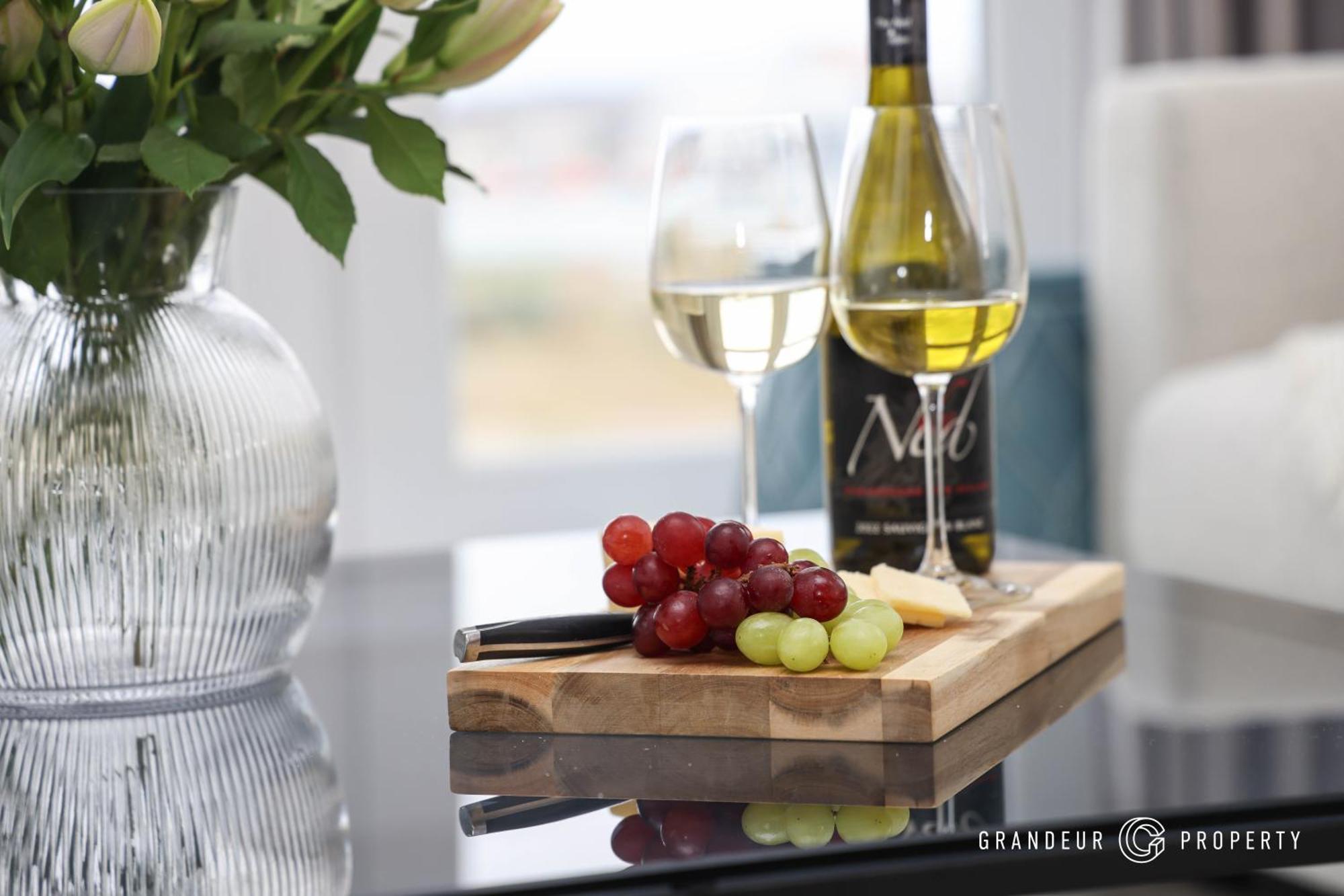 Apartment Carters Quay View By Grandeur *